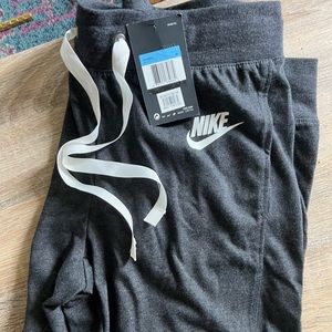 Nike capri sweat pants